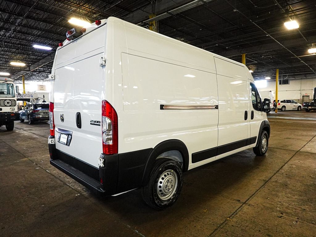 2026 RAM ProMaster Cargo Van Tradesman