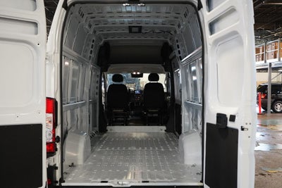 2026 RAM ProMaster Cargo Van Tradesman