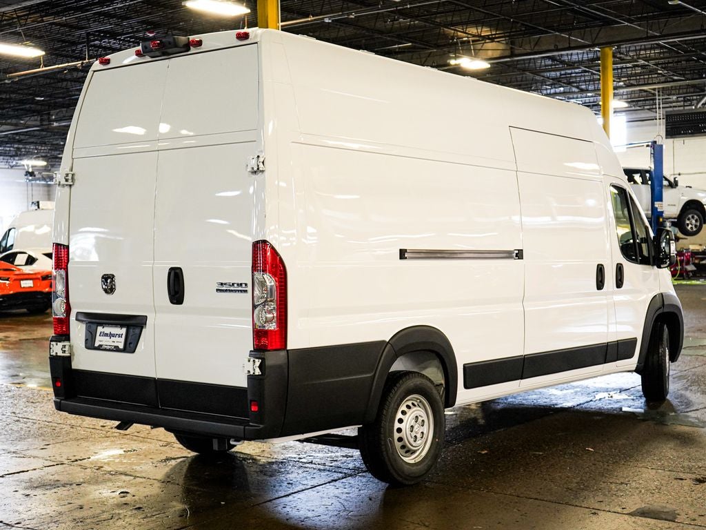 2026 RAM ProMaster Cargo Van Tradesman