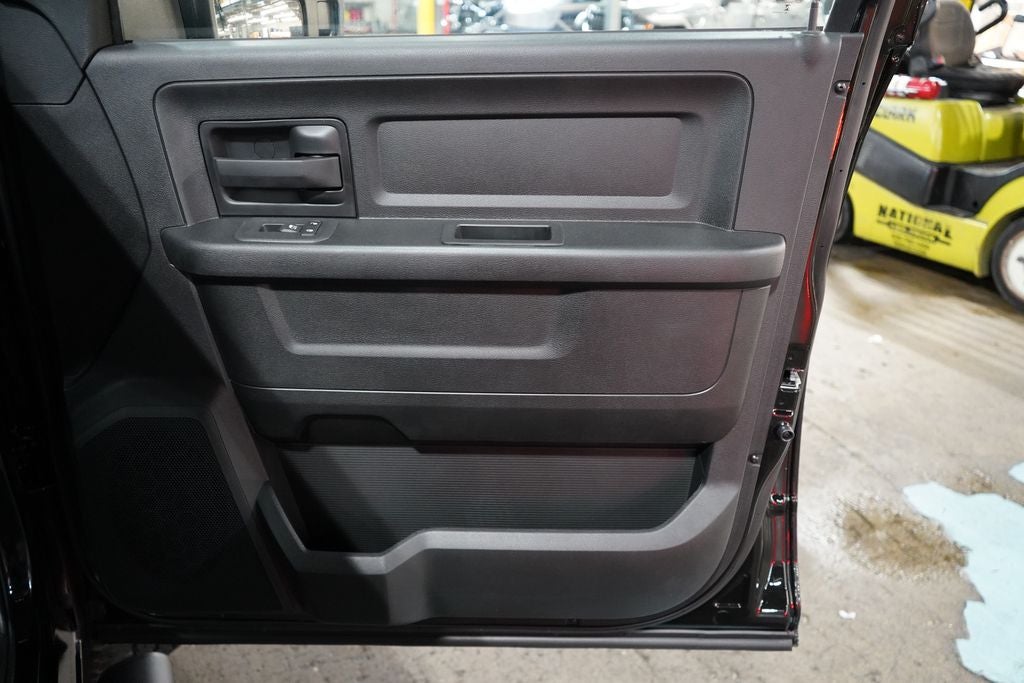 2027 RAM 2500 Black Express