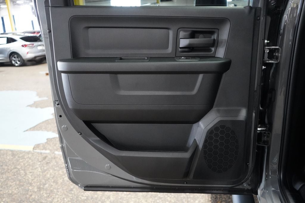 2026 RAM 2500 Black Express