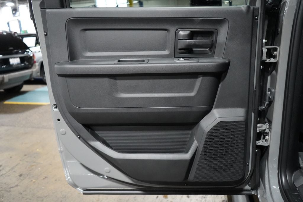 2027 RAM 2500 Black Express