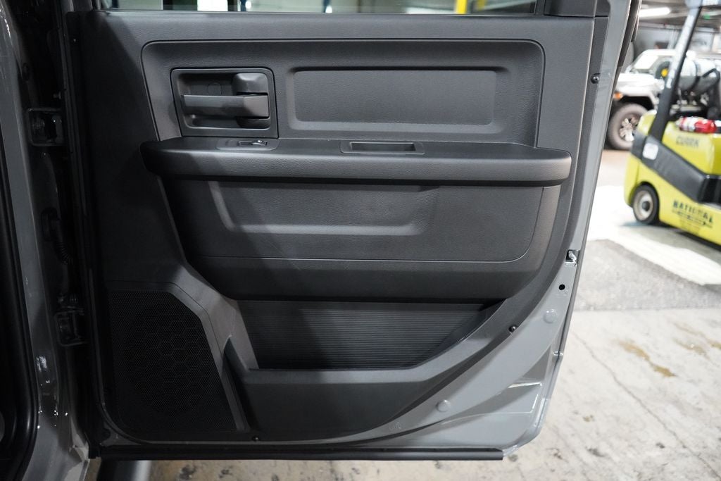 2027 RAM 2500 Black Express