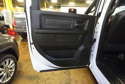 2026 RAM Ram 5500 Chassis Cab RAM 5500 TRADESMAN CHASSIS CREW CAB 4X4 84' CA