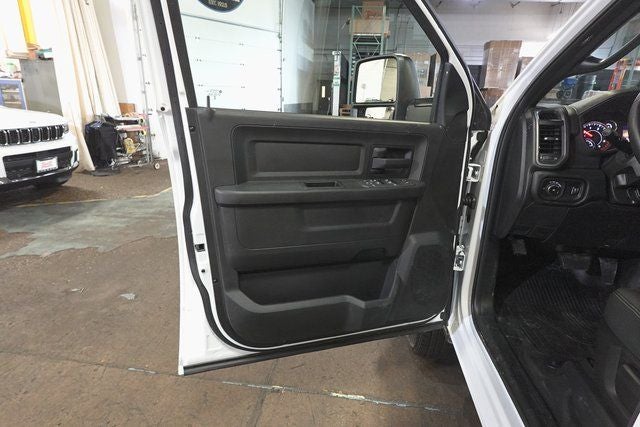 2026 RAM 3500 Tradesman Chasis Cab