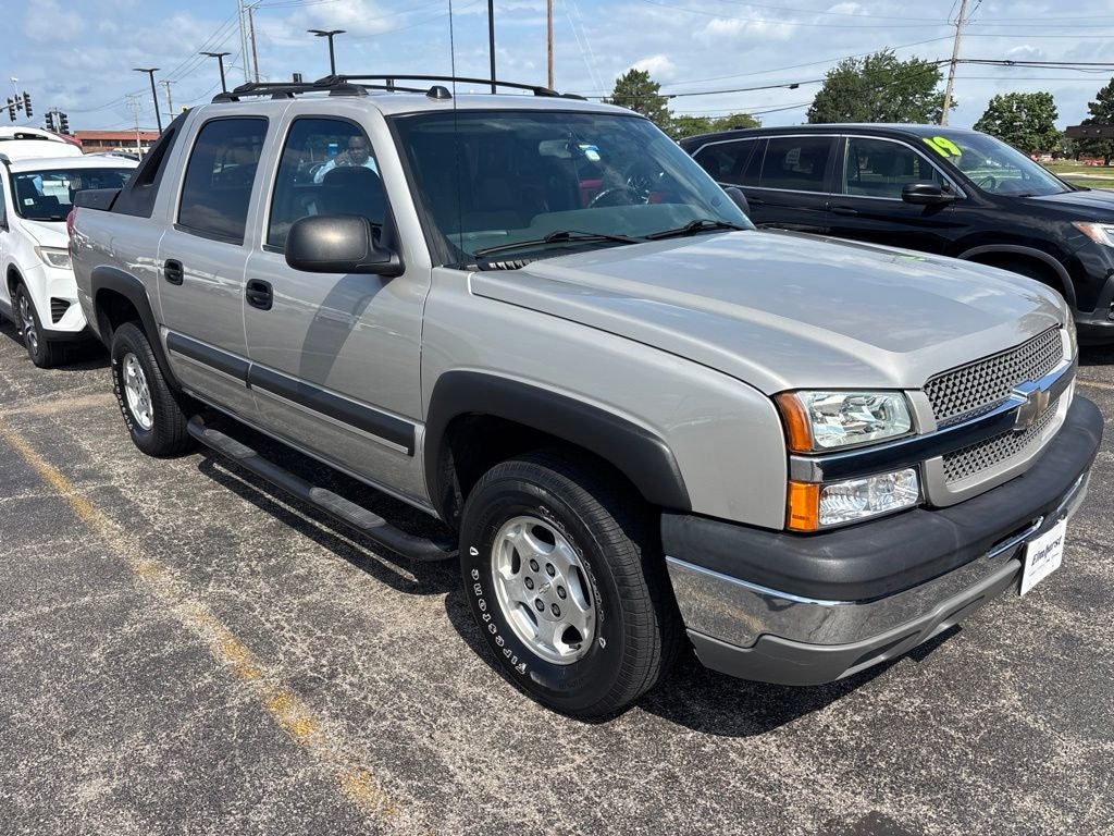 2004 Chevrolet Avalanche 1500 1500 5dr Crew Cab 130" WB