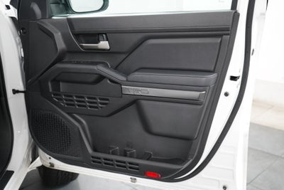2025 Toyota Tacoma Base