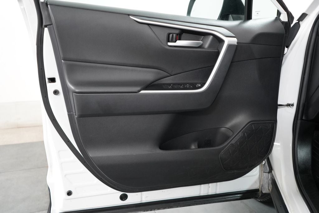 2025 Toyota RAV4 Hybrid Hybrid XLE