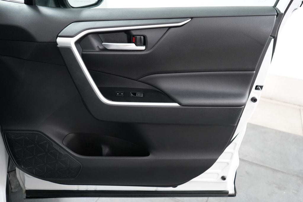 2025 Toyota RAV4 Hybrid Hybrid XLE