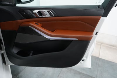 2023 BMW X5 M50i