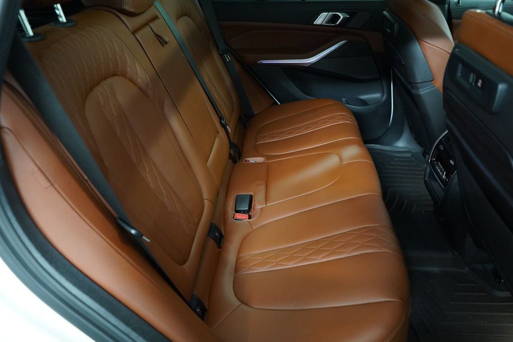 2023 BMW X5 M50i
