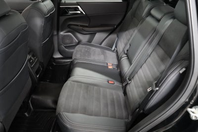2024 Mitsubishi Outlander Base