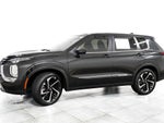 2024 Mitsubishi Outlander Base