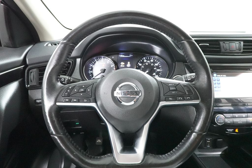 2017 Nissan Rogue Sport SL