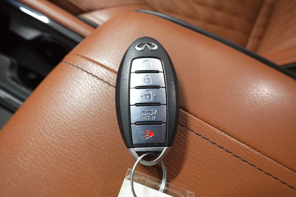 2023 INFINITI QX80 Sensory