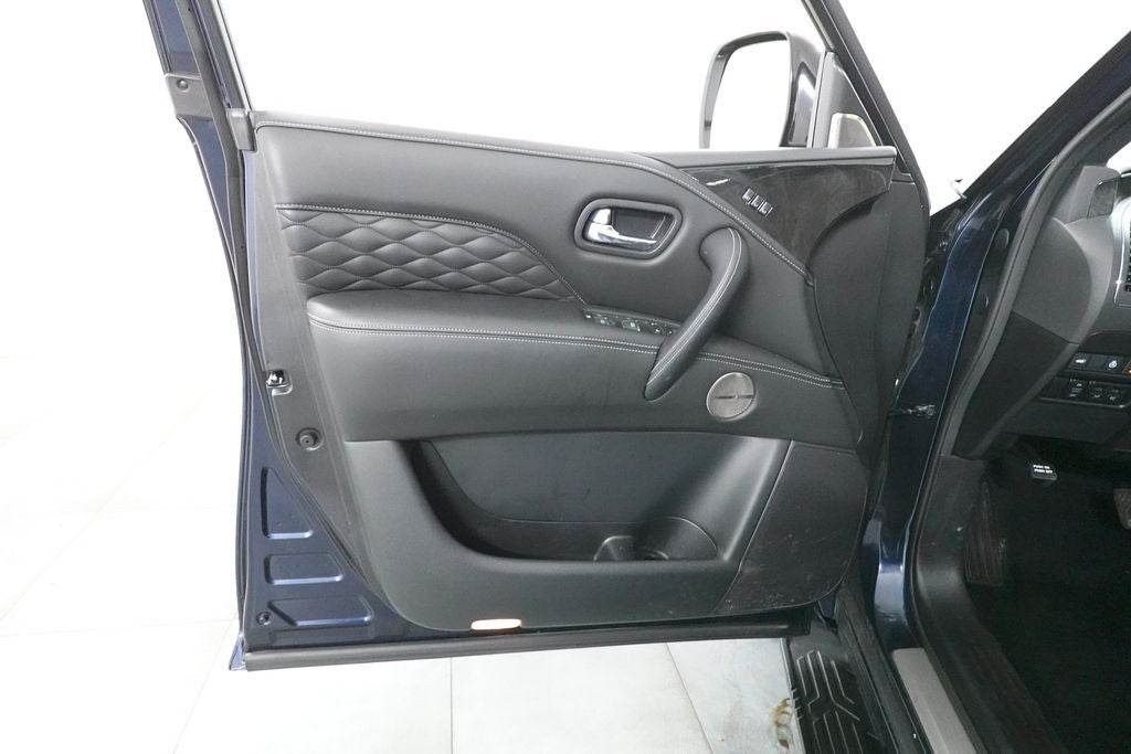 2023 INFINITI QX80 Sensory