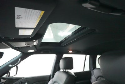 2023 INFINITI QX80 Sensory