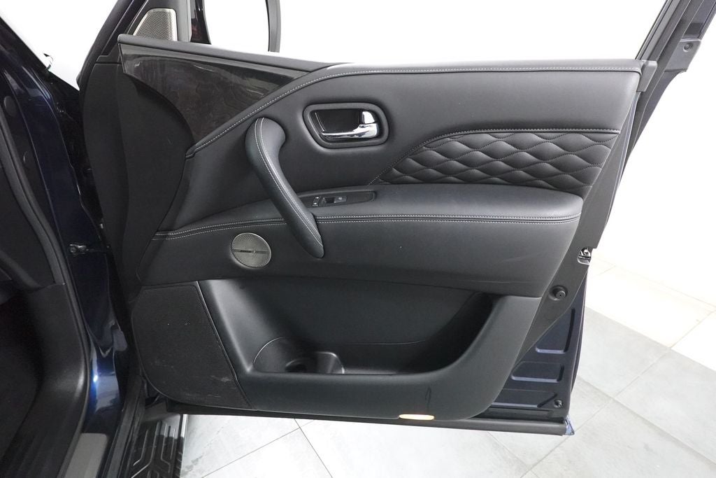 2023 INFINITI QX80 Sensory