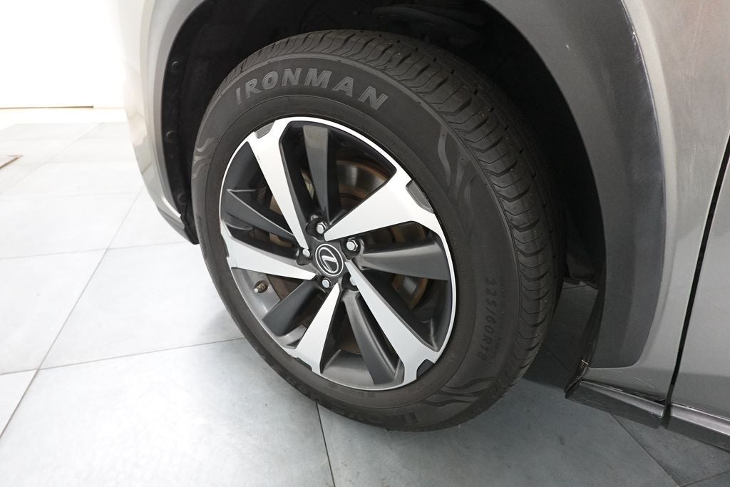 2020 Lexus NX 300h 300h