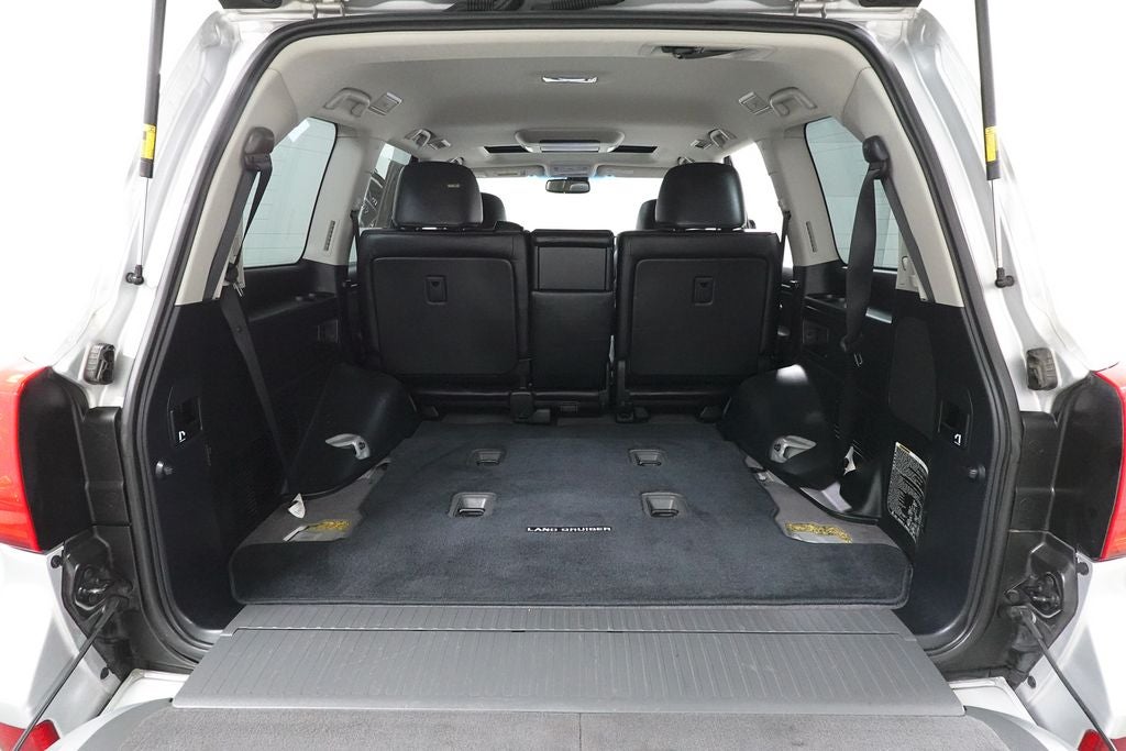 2014 Toyota Land Cruiser Base