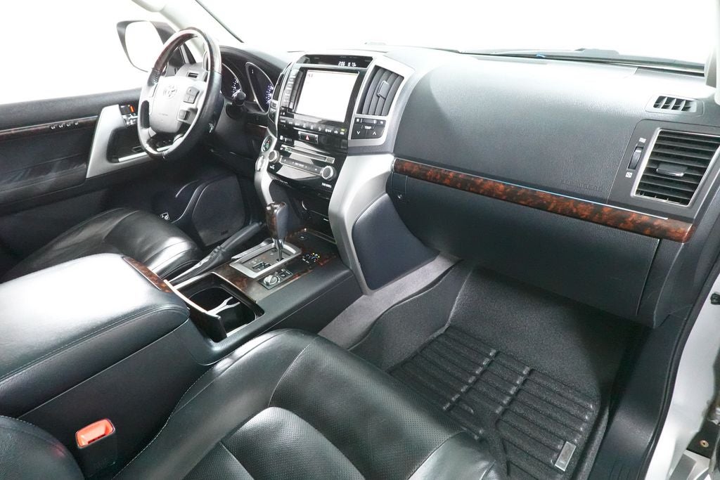 2014 Toyota Land Cruiser Base