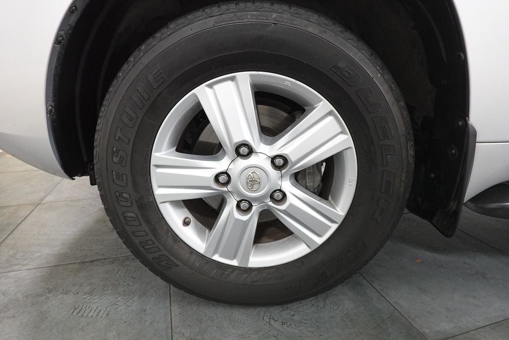 2014 Toyota Land Cruiser Base