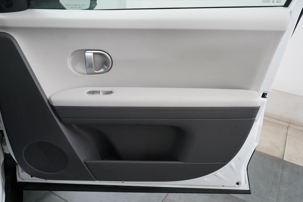 2023 Hyundai IONIQ 5 SE