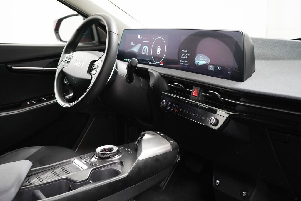 2024 Kia EV6 Wind
