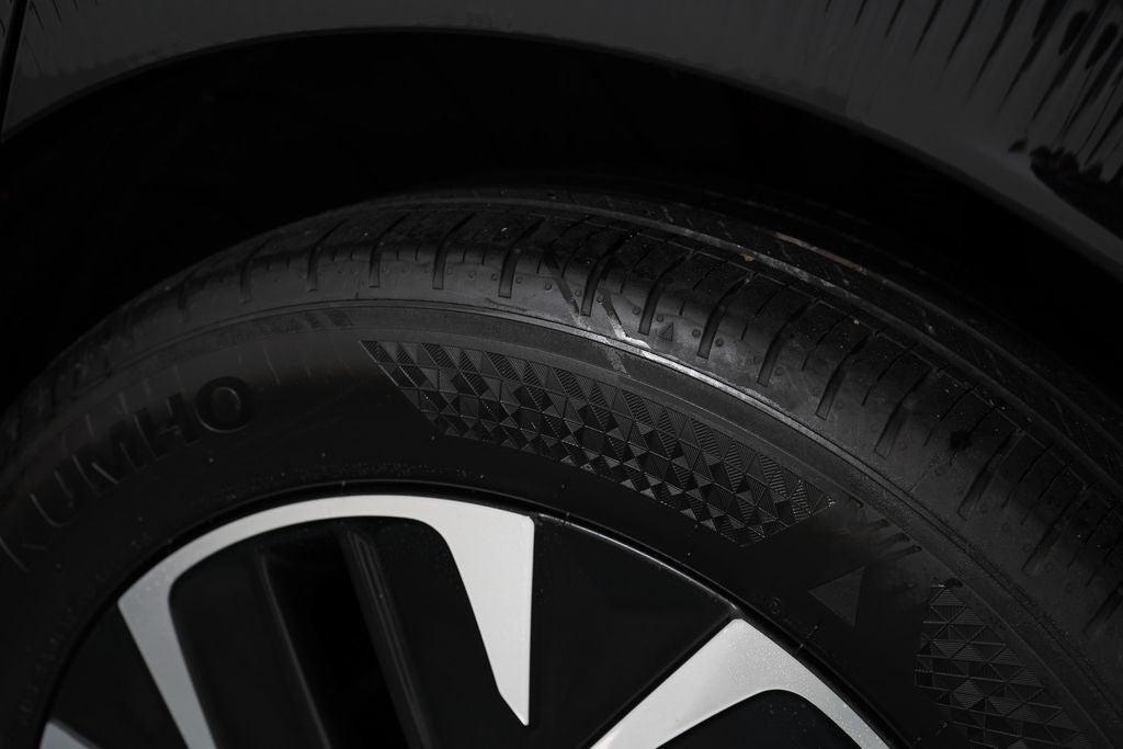 2024 Kia EV6 Wind
