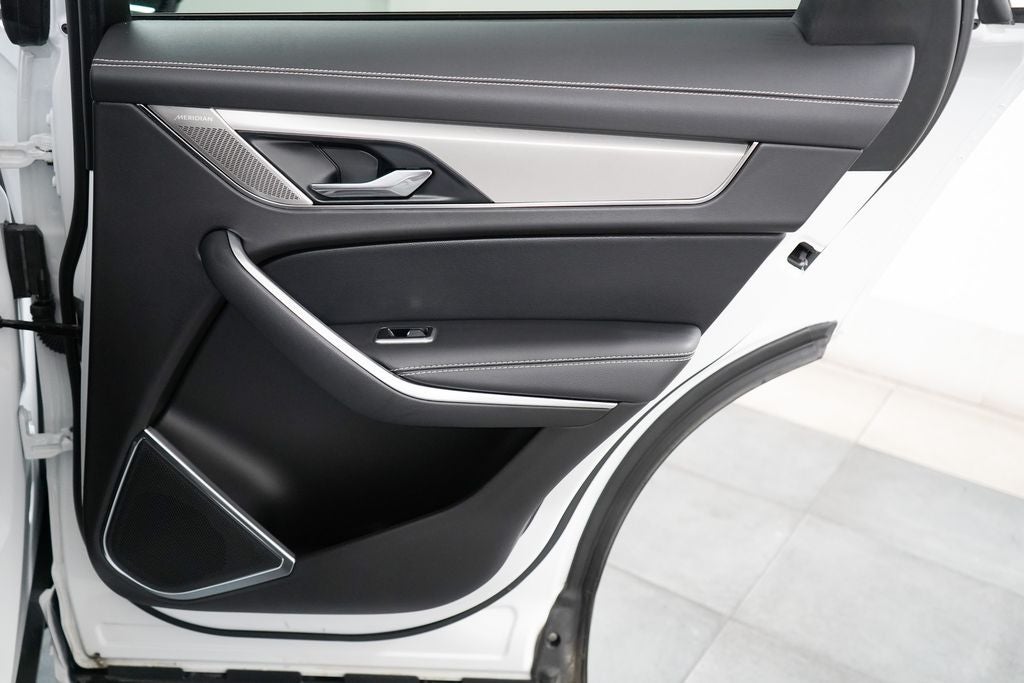 2025 Jaguar F-PACE R-Dynamic S