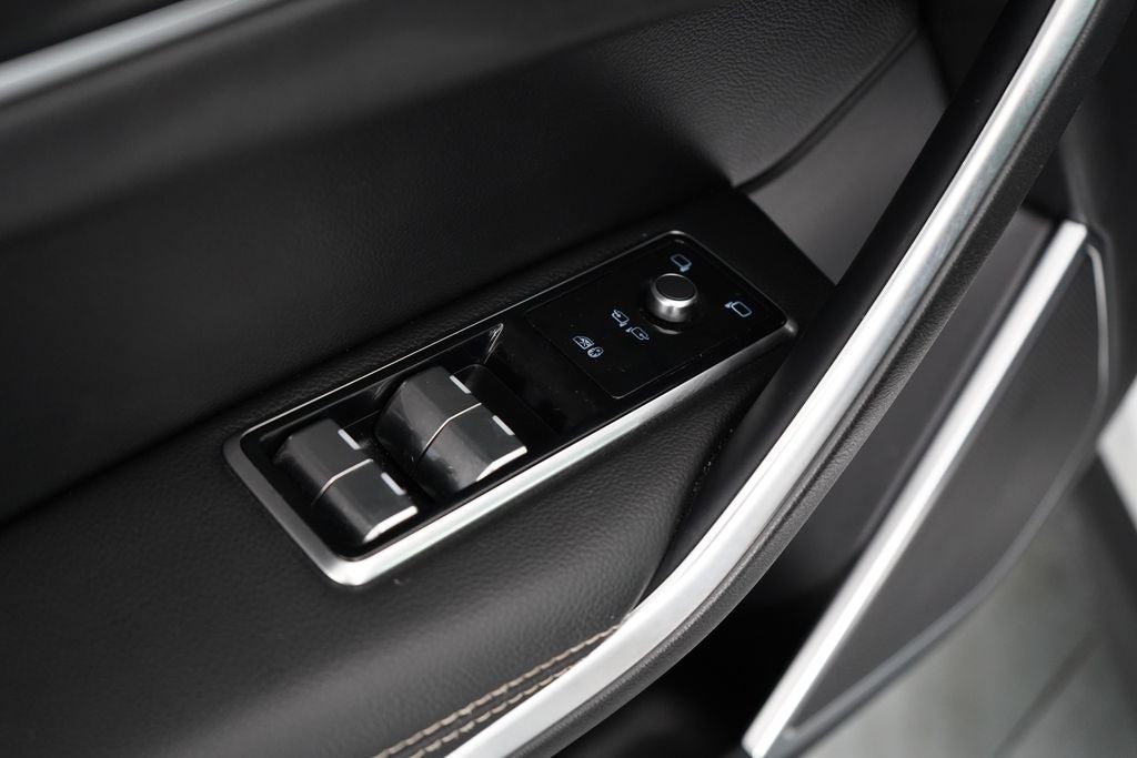 2025 Jaguar F-PACE R-Dynamic S