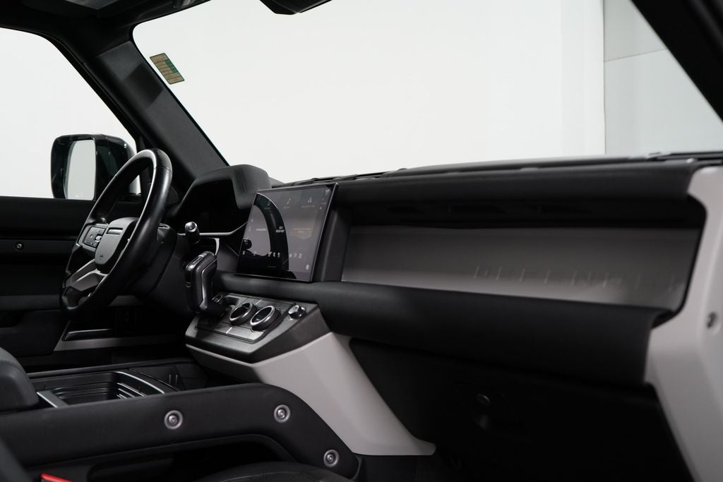 2022 Land Rover Defender 110 S