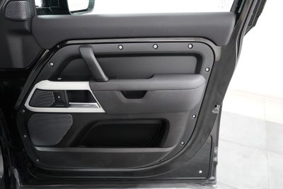 2022 Land Rover Defender 110 S