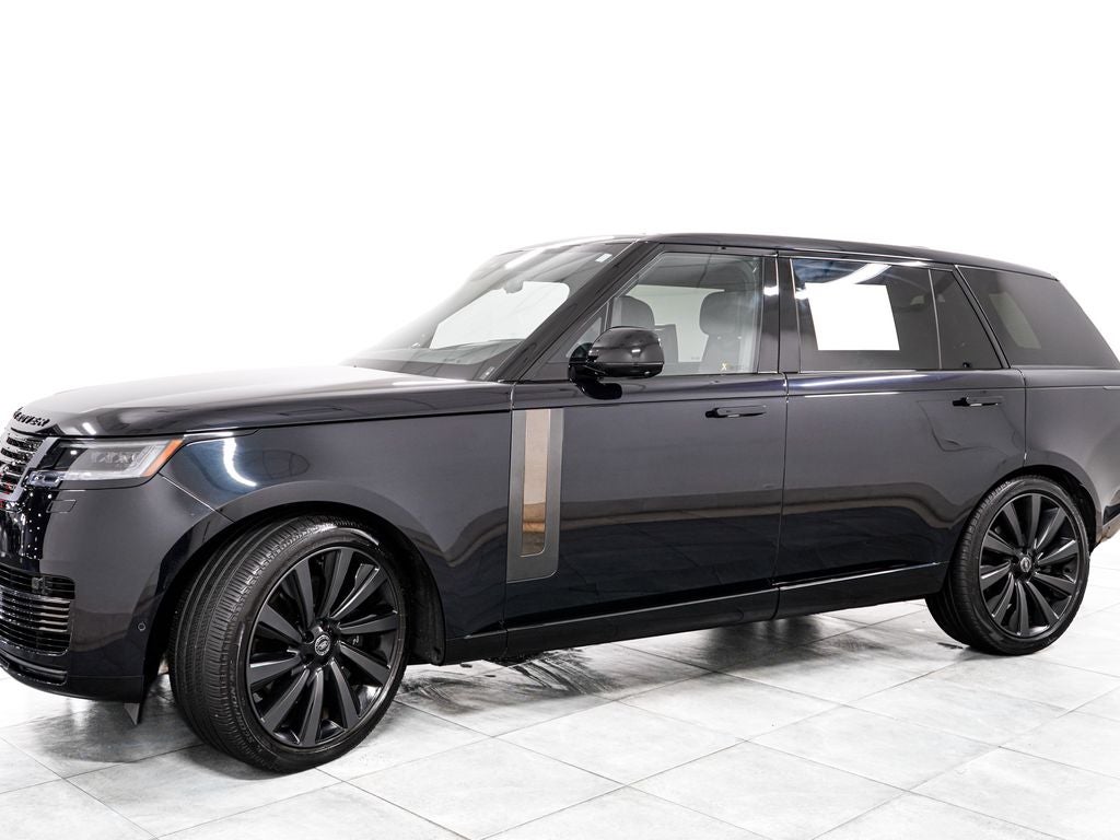 2024 Land Rover Range Rover SV