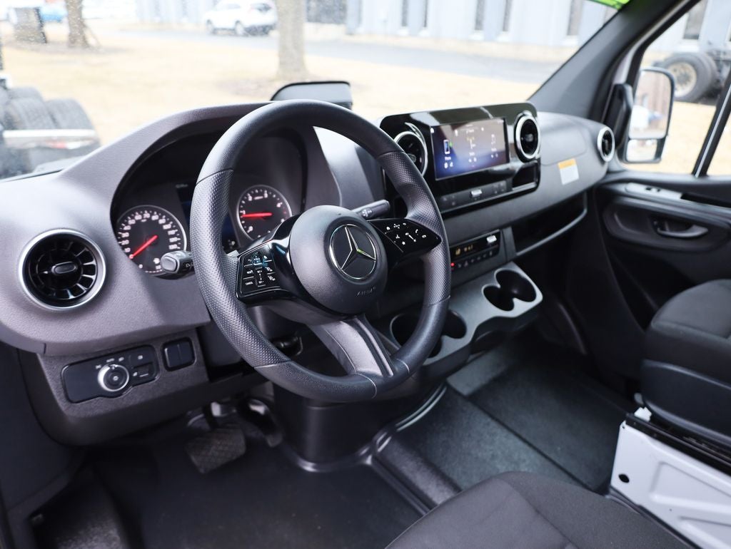 2025 Mercedes-Benz Sprinter 2500 Passenger 170 WB High Roof
