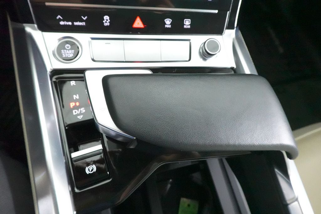 2024 Audi Q8 e-tron Premium Plus quattro