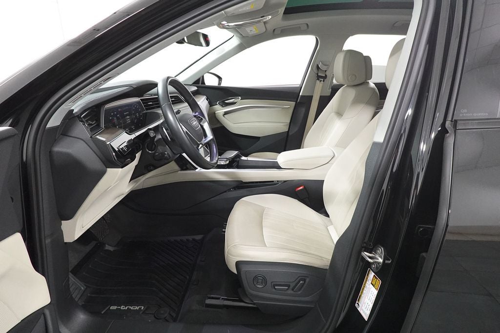 2024 Audi Q8 e-tron Premium Plus quattro