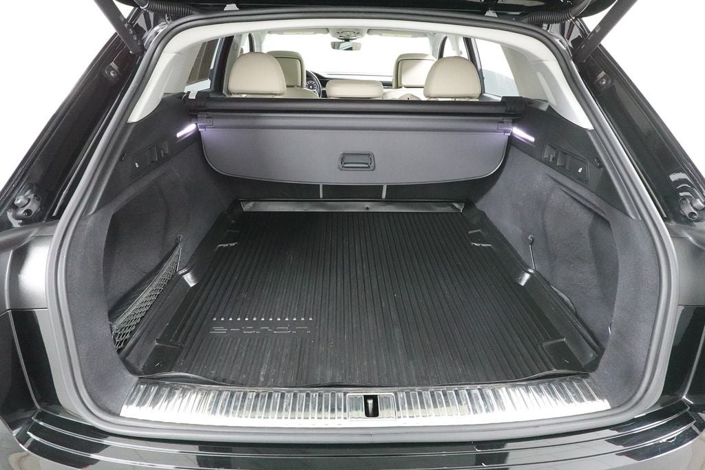 2024 Audi Q8 e-tron Premium Plus quattro