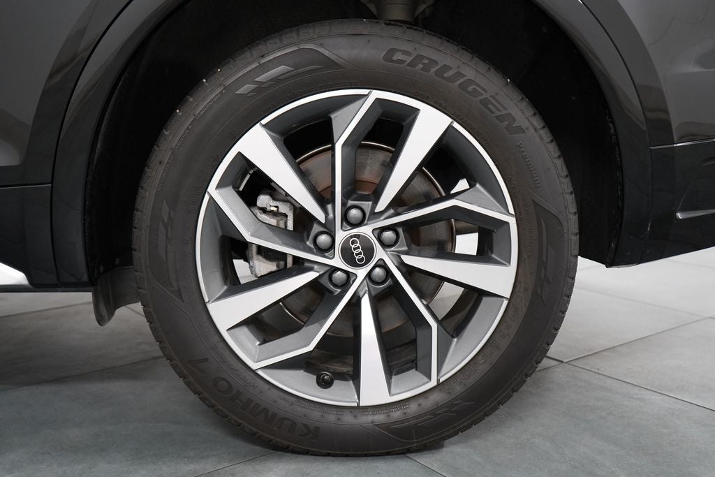 2023 Audi Q5 S line Premium Plus