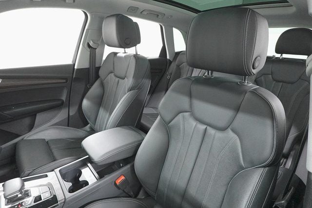 2024 Audi Q5 45 S line Premium quattro