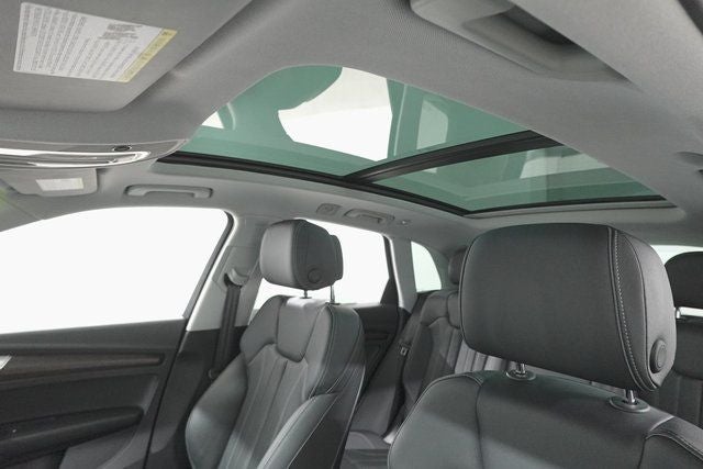 2024 Audi Q5 45 S line Premium quattro