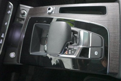 2024 Audi Q5 45 S line Premium quattro