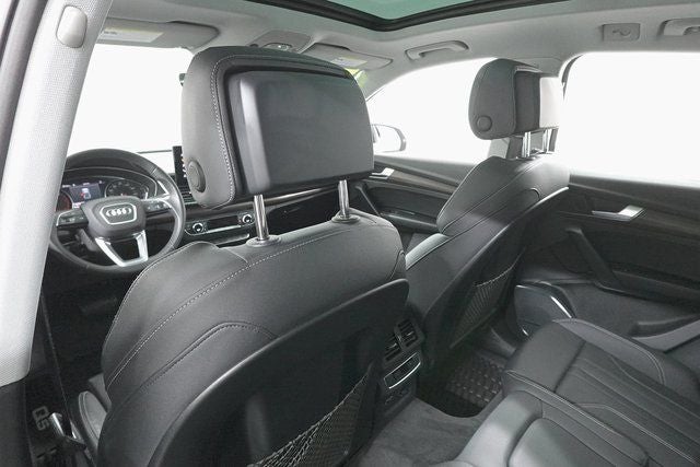 2024 Audi Q5 45 S line Premium quattro