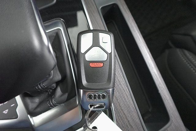 2024 Audi Q5 45 S line Premium quattro