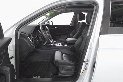 2024 Audi Q5 45 S line Premium quattro