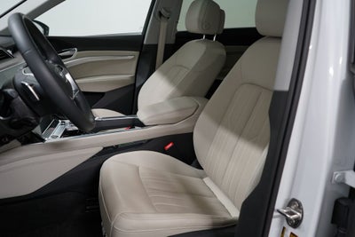 2023 Audi e-tron Premium Plus