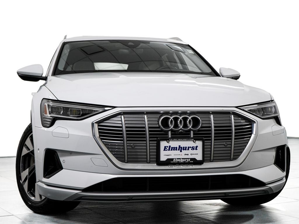 2023 Audi e-tron Premium Plus