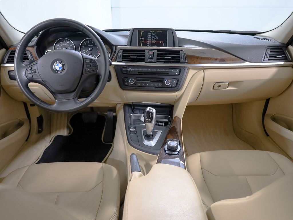 2014 BMW 3 Series 320i xDrive