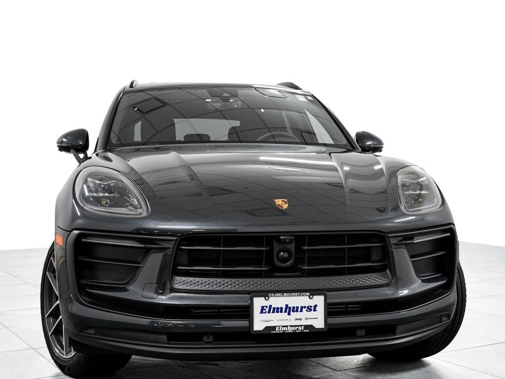 2024 Porsche Macan Base