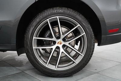 2024 Porsche Macan Base